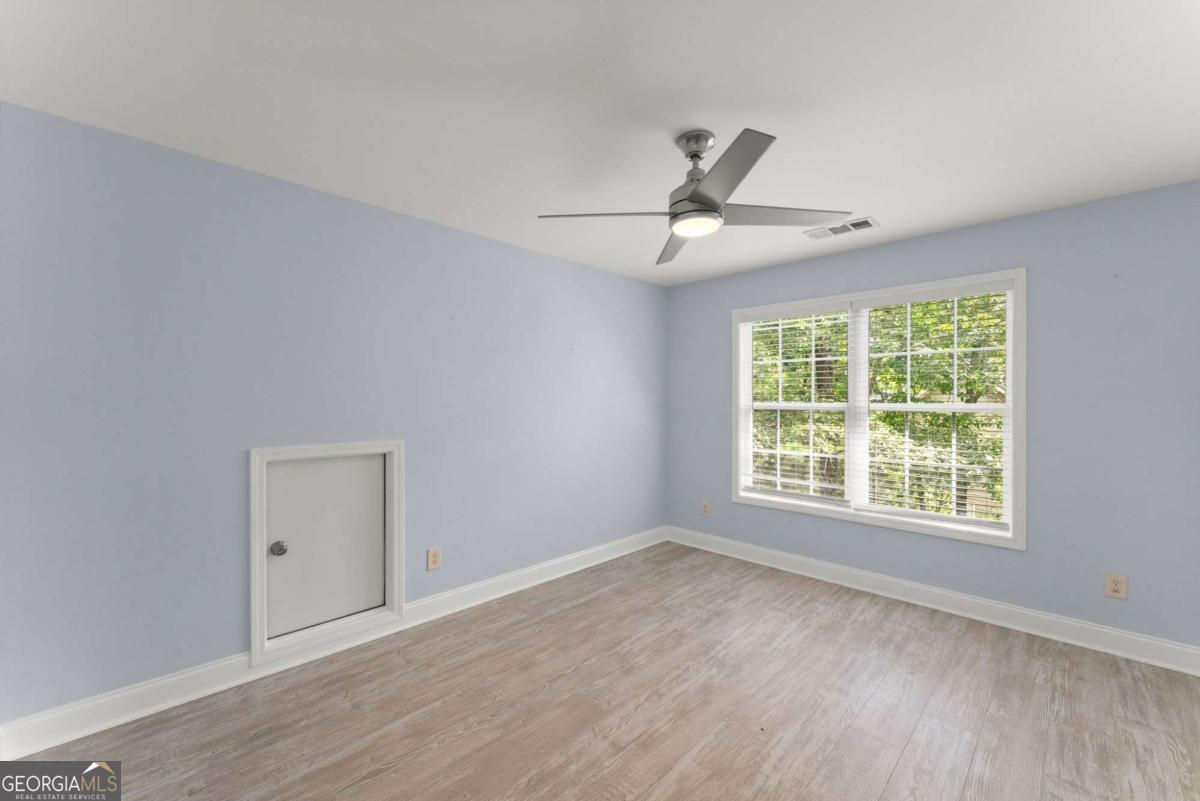 329 Hampton Forest Trail Property Photo 15