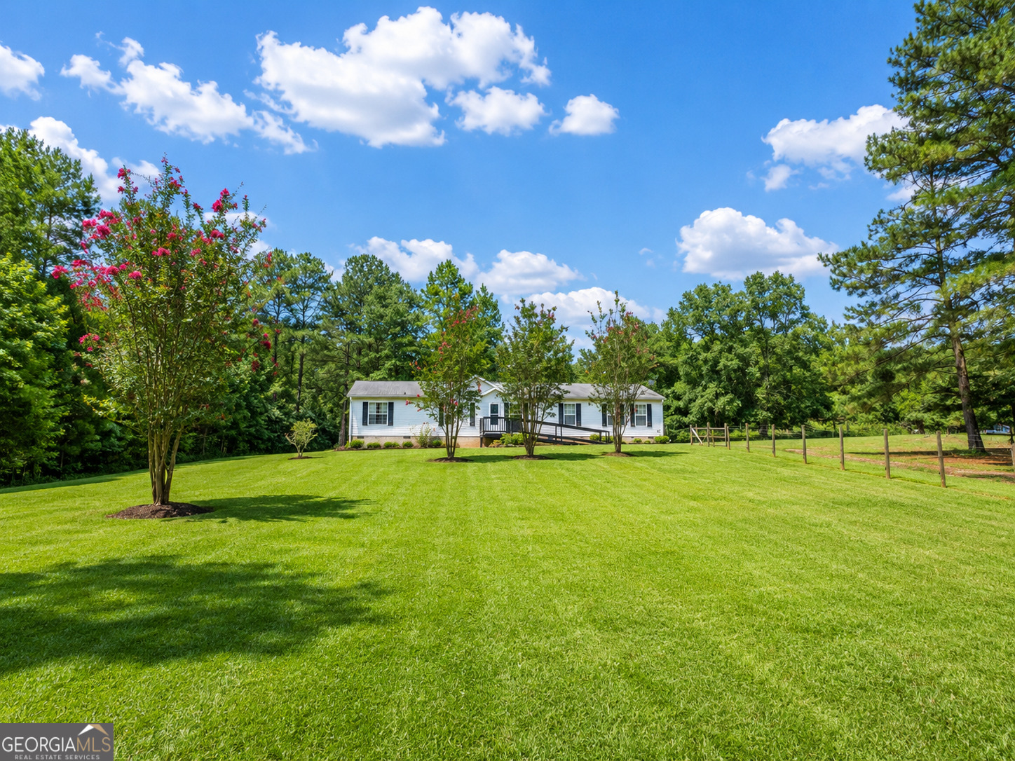 141 Gamecock Way Property Photo 1