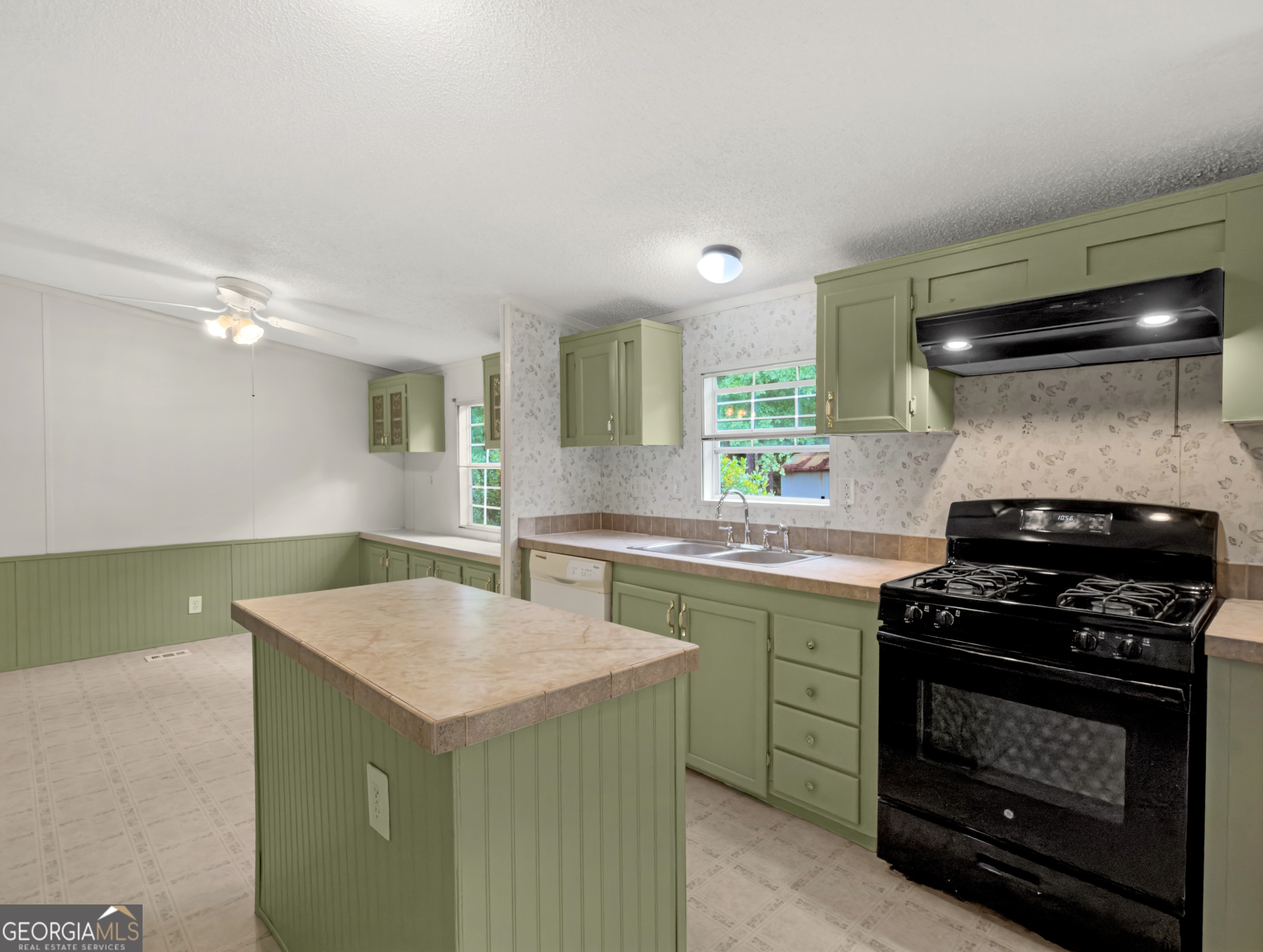 141 Gamecock Way Property Photo 12