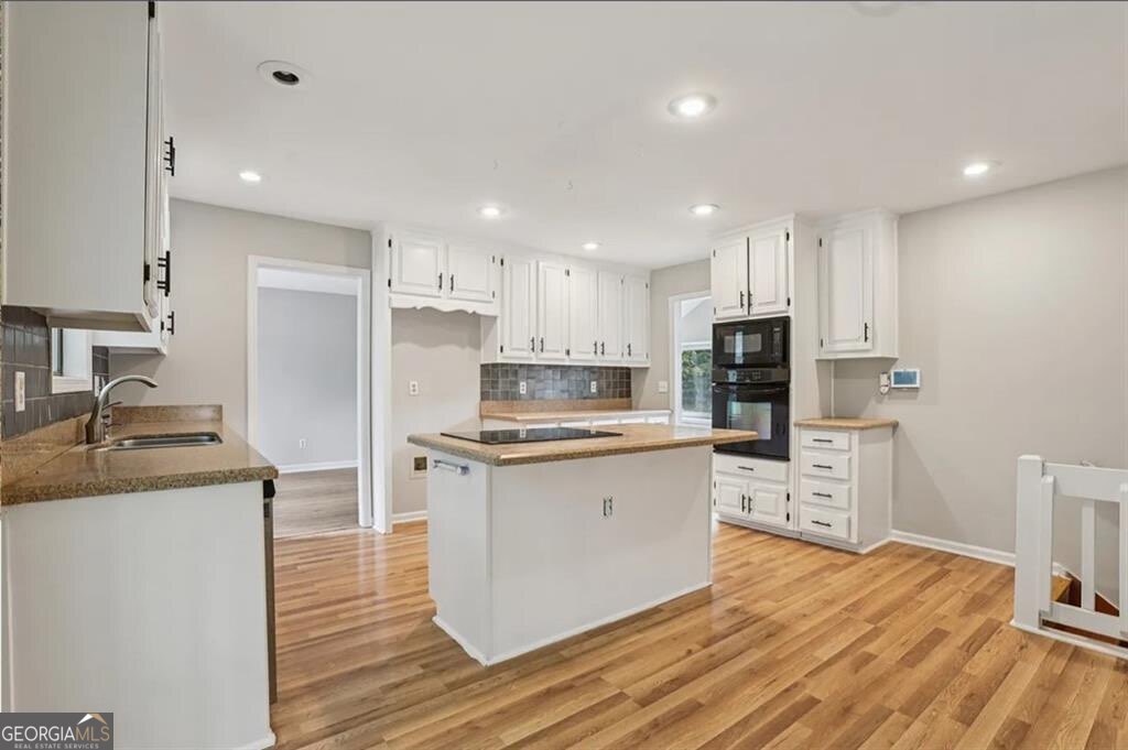 270 Saint Simons Cove Property Photo 2