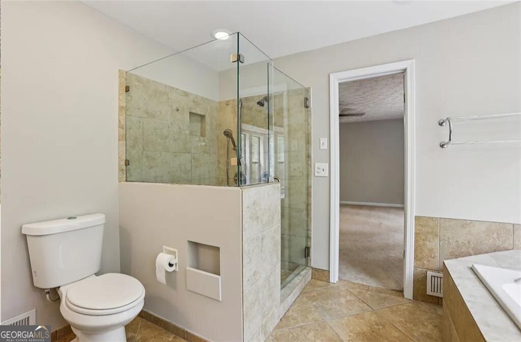 270 Saint Simons Cove Property Photo 6