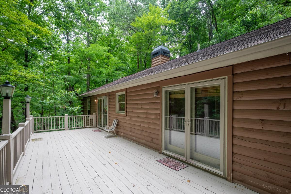 415 Sunset Court Property Photo 13
