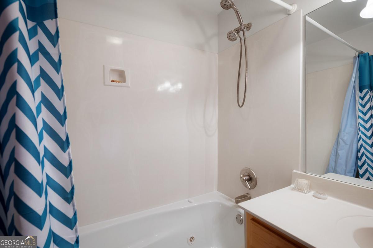 415 Sunset Court Property Photo 25