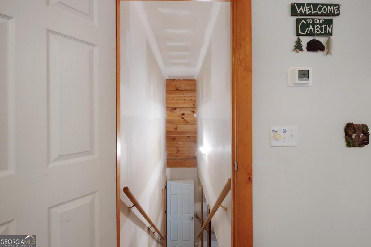 415 Sunset Court Property Photo 29
