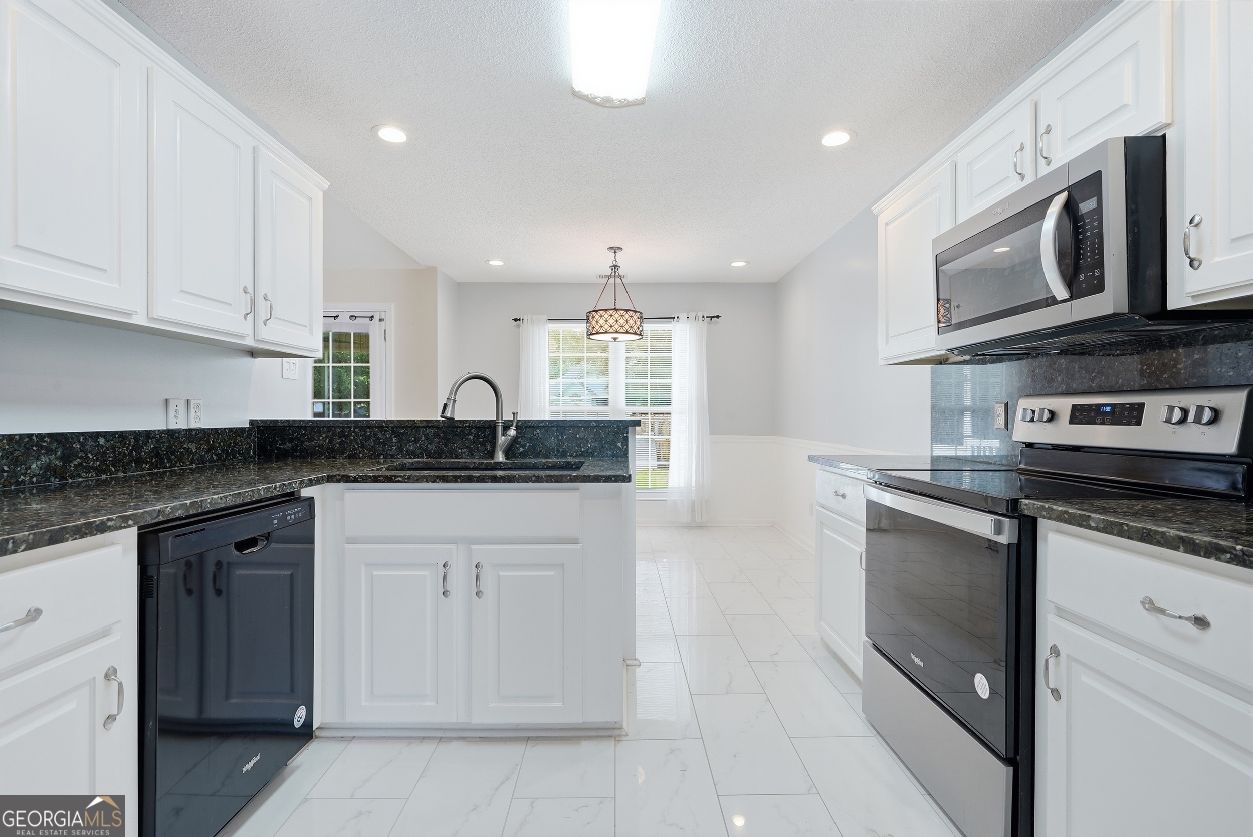 197 Young Way Property Photo 9