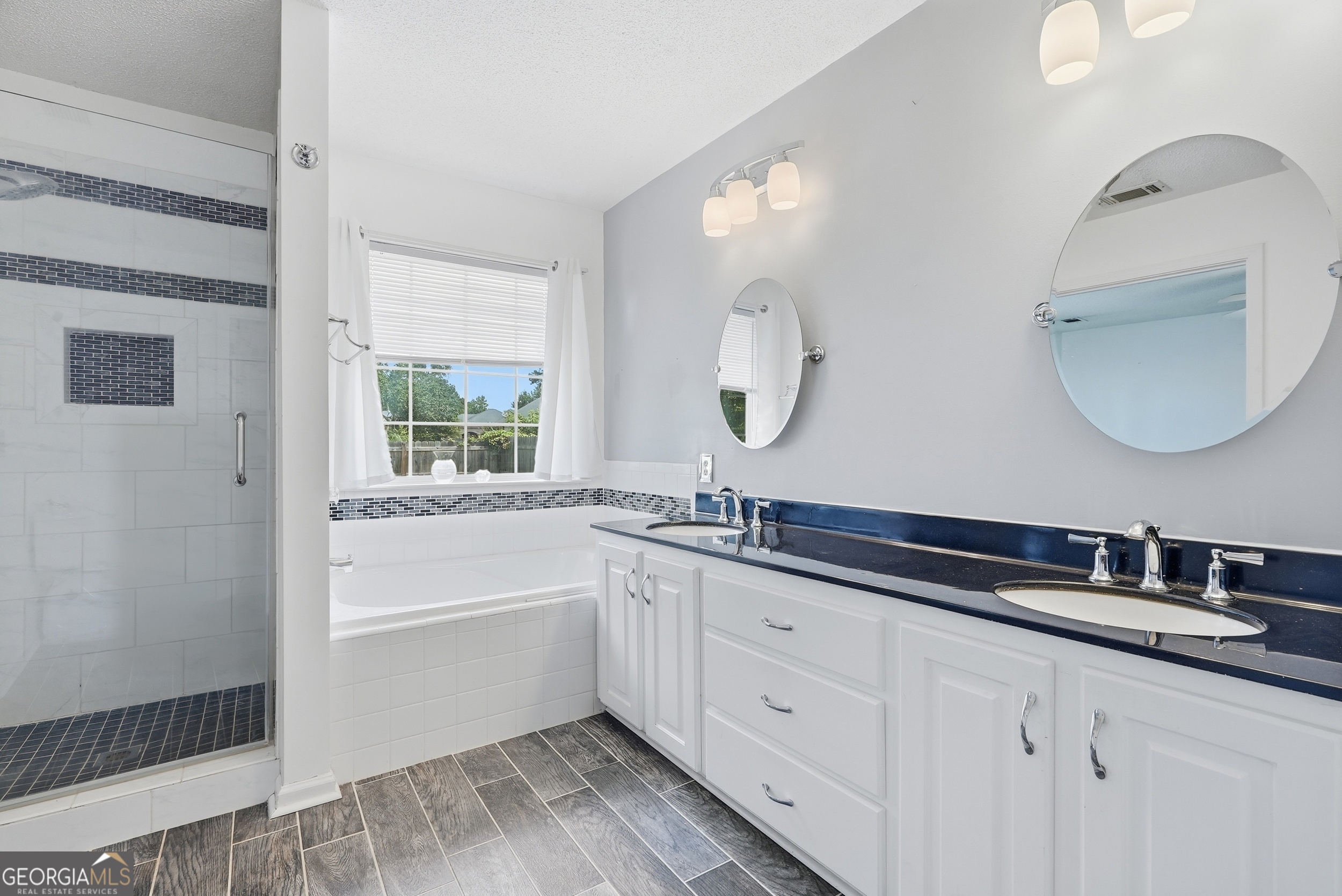 197 Young Way Property Photo 14