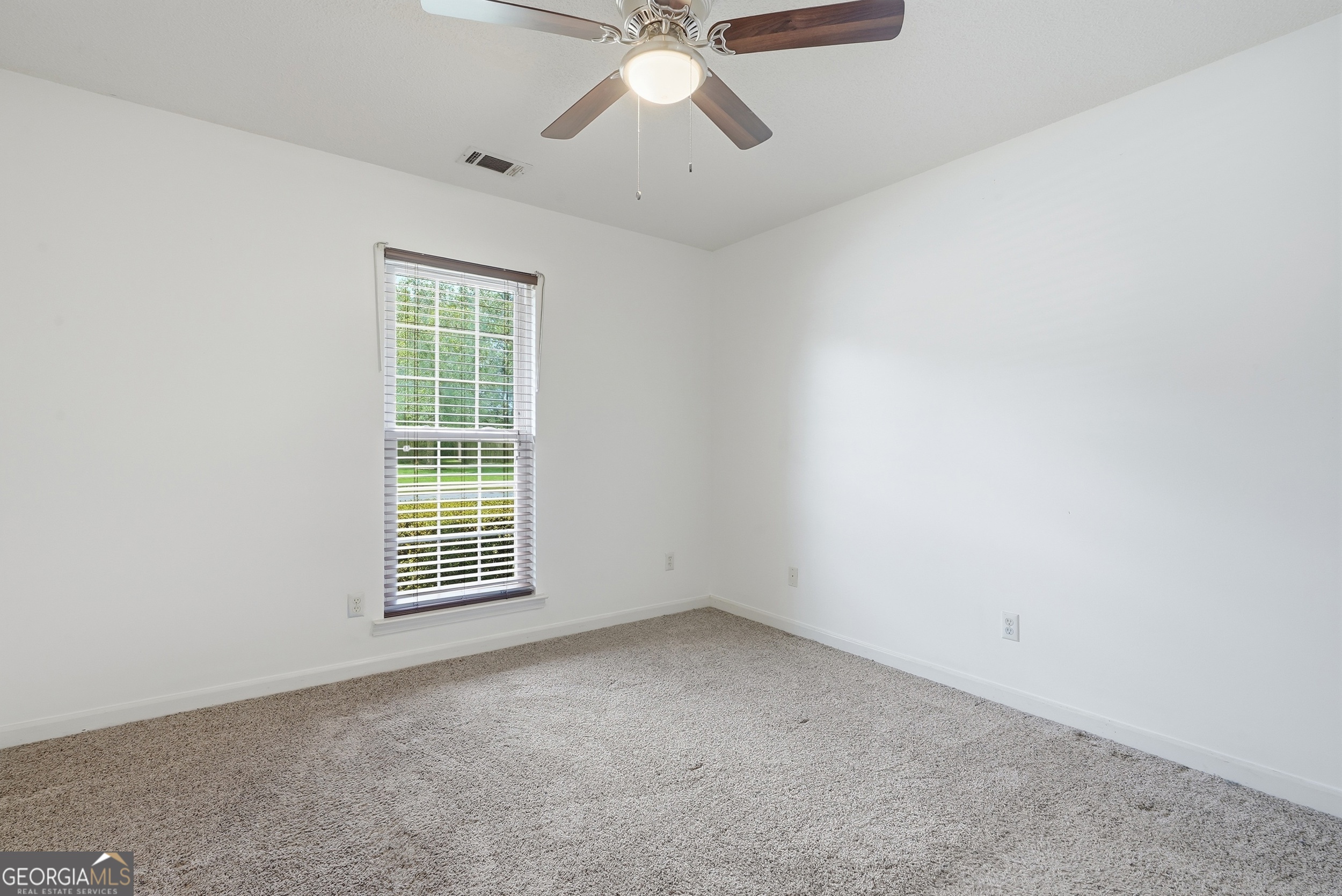 197 Young Way Property Photo 16
