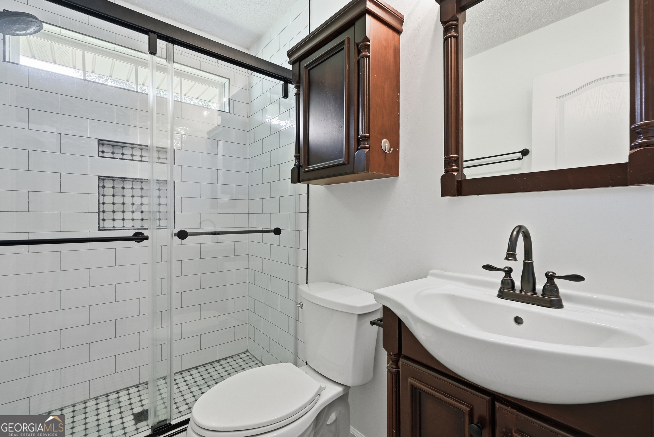 197 Young Way Property Photo 18