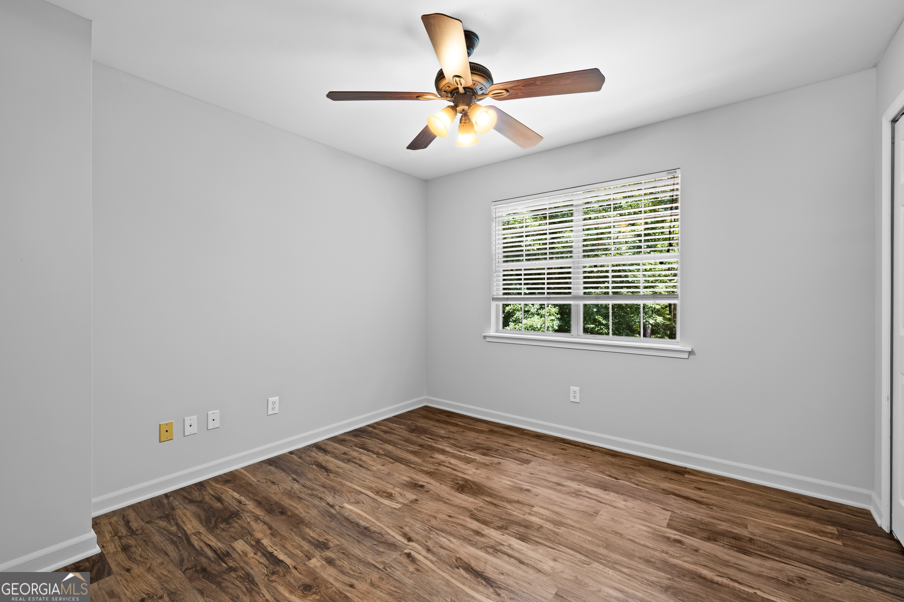 210 Jefferson Woods Drive Property Photo 37