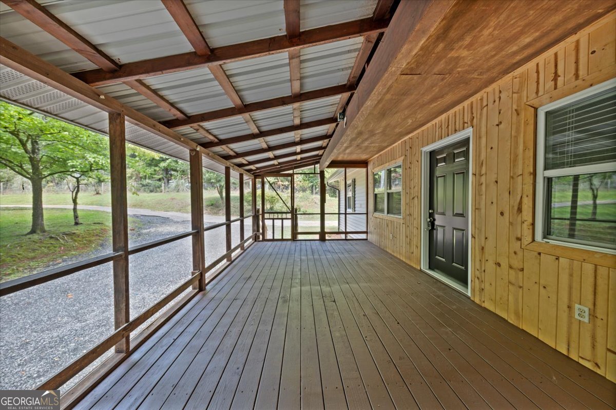400 Wyldewoode Drive Property Photo 9