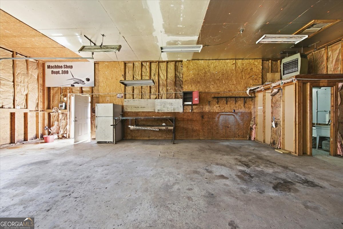 400 Wyldewoode Drive Property Photo 46