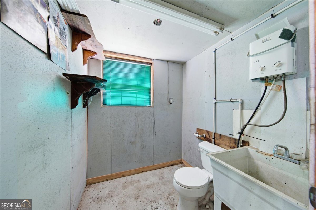 400 Wyldewoode Drive Property Photo 48