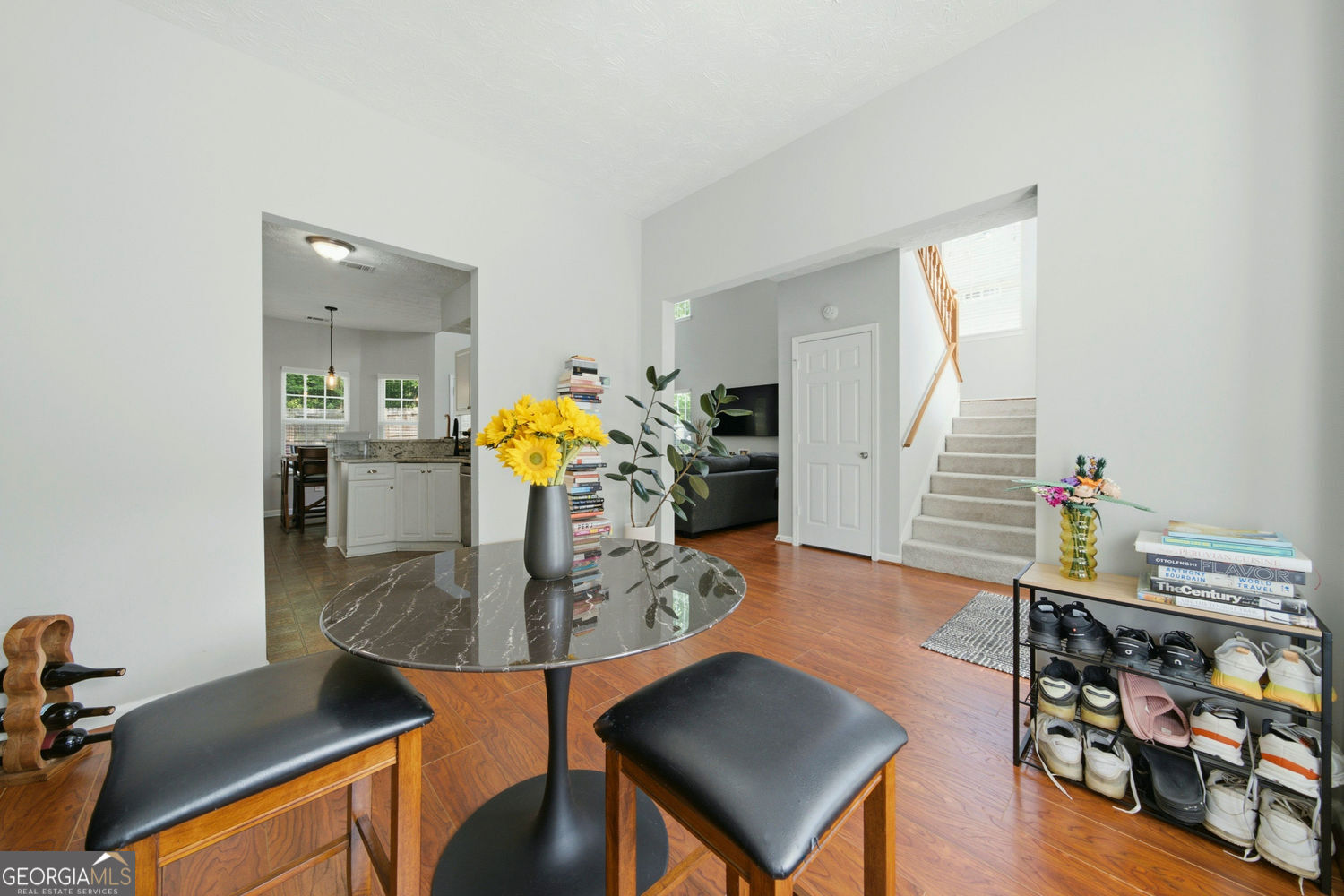 983 Aspen Drive Property Photo 3