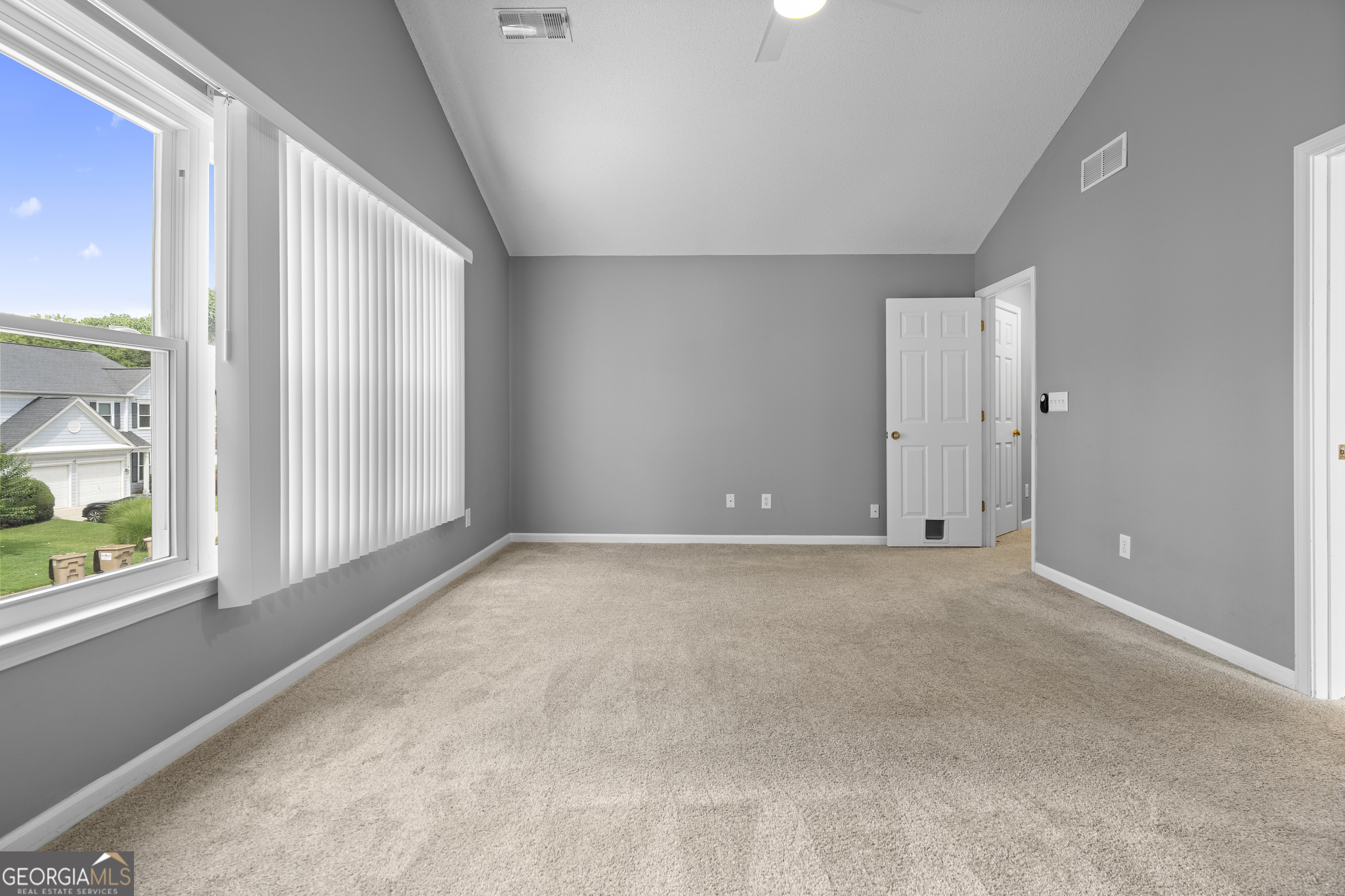 320 Treyford Court Property Photo 28
