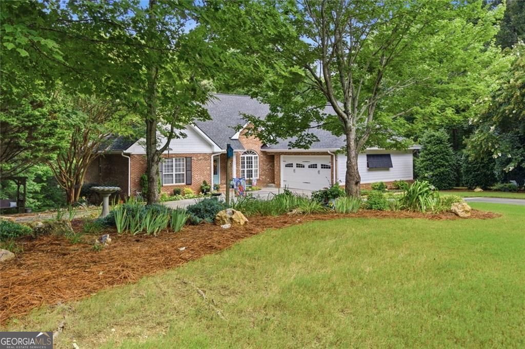 333 Rustic Ridge Road Ne Property Photo 3