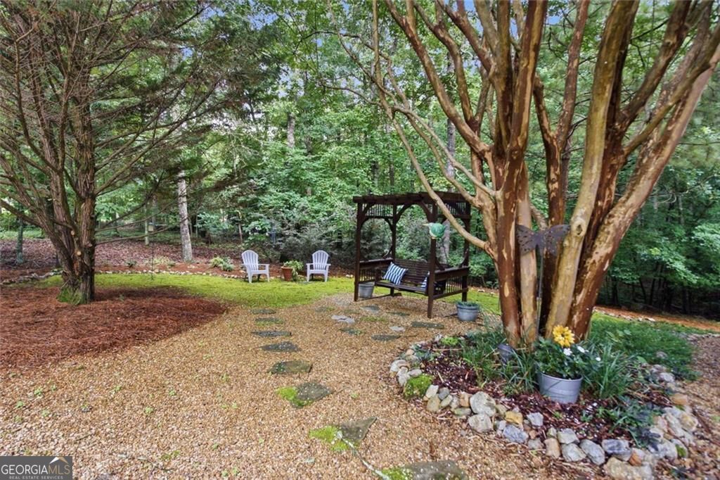 333 Rustic Ridge Road Ne Property Photo 10