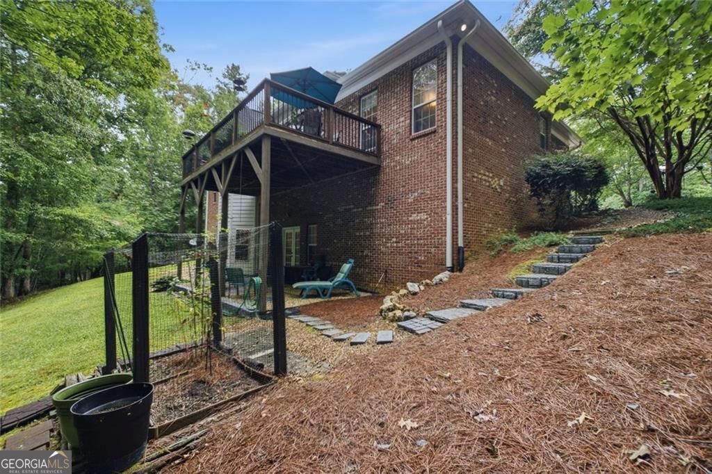 333 Rustic Ridge Road Ne Property Photo 11