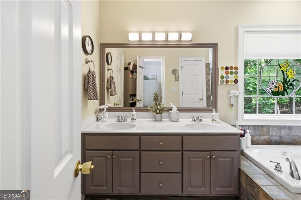 333 Rustic Ridge Road Ne Property Photo 41
