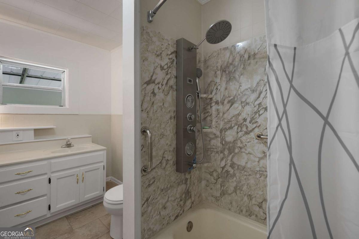 154 County Line Road Property Photo 22