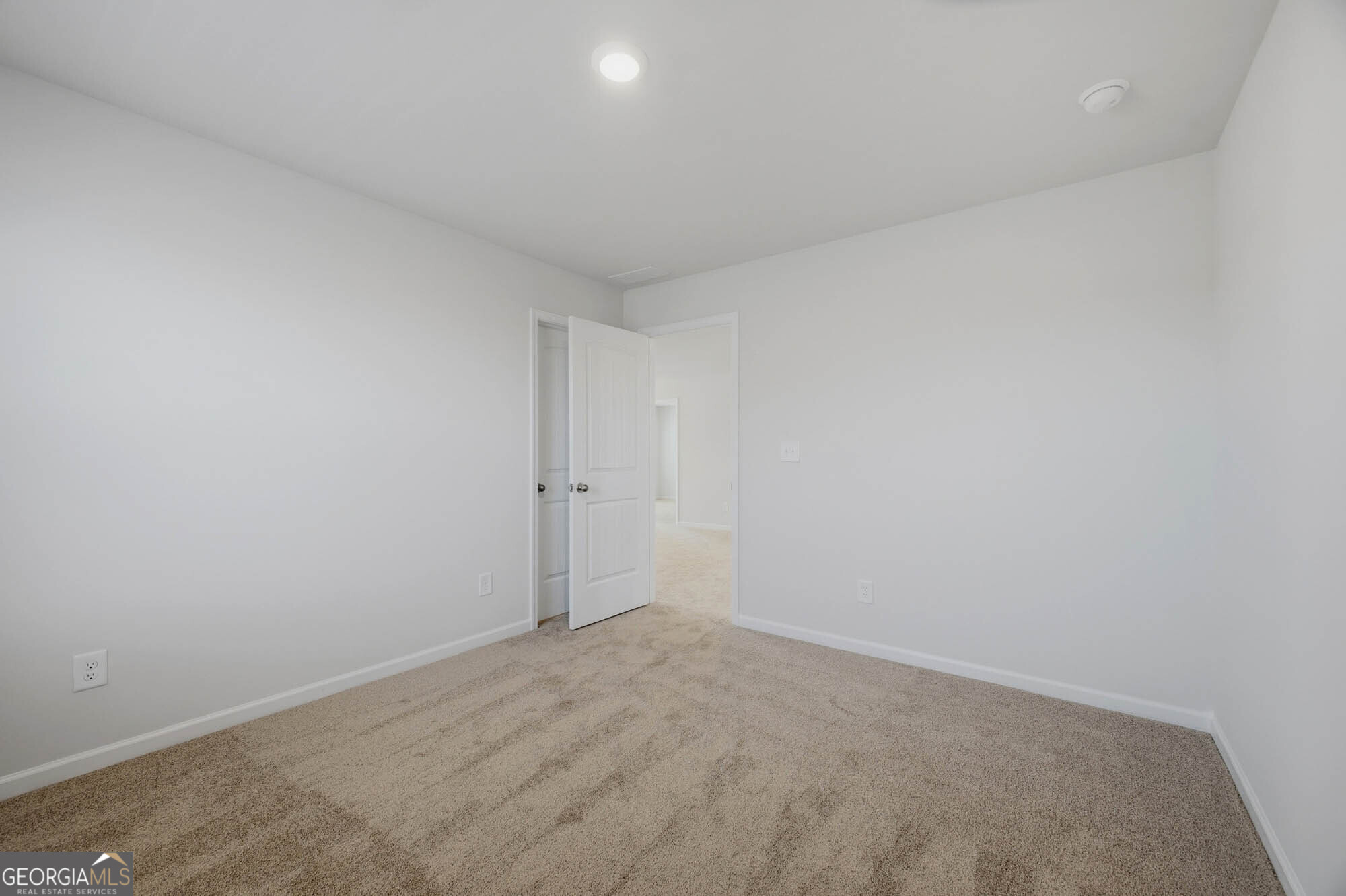 647 Encore Drive Property Photo 12