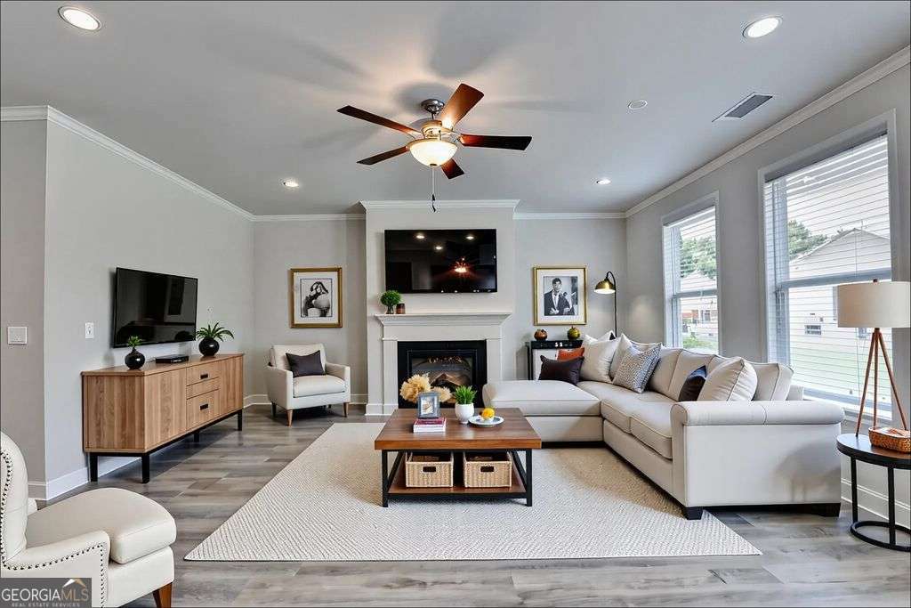 7309 Yewtree Drive Walk Property Photo 4
