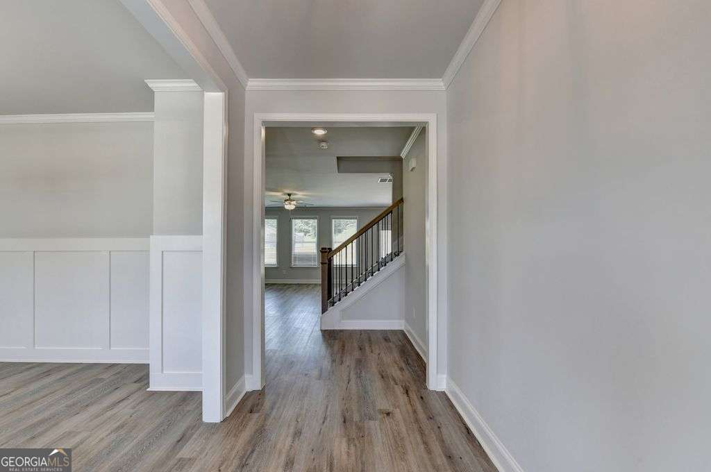 7309 Yewtree Drive Walk Property Photo 11