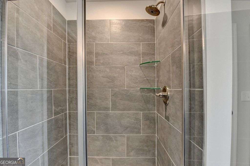 7309 Yewtree Drive Walk Property Photo 34