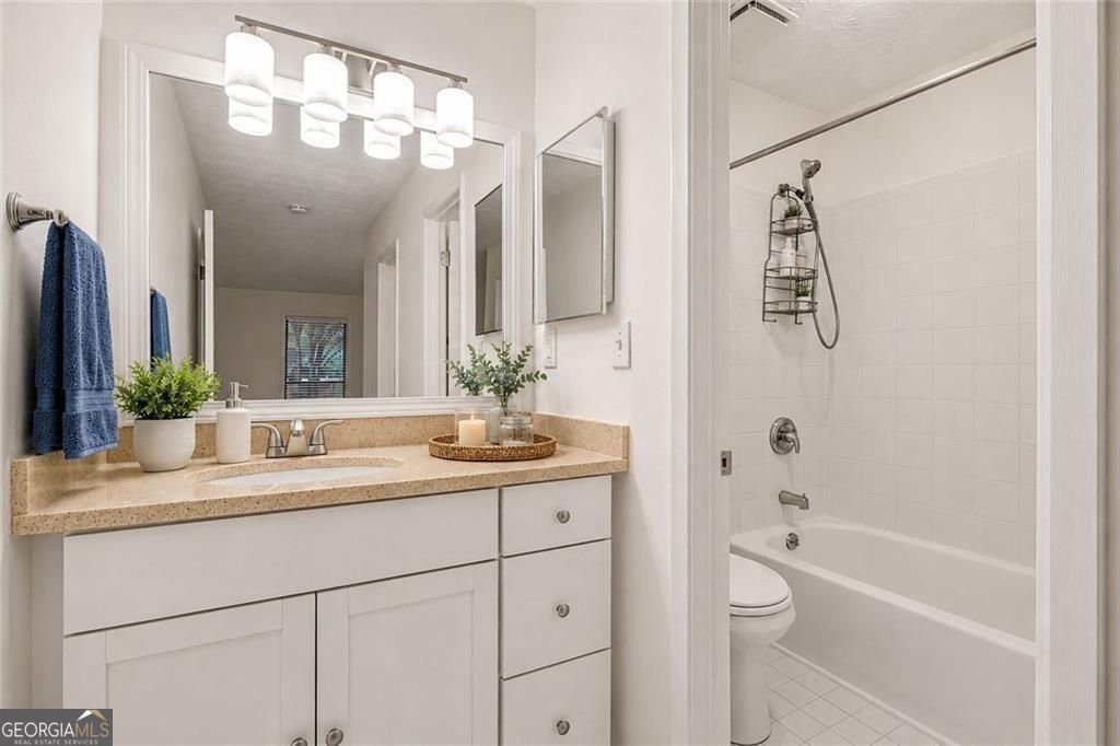 101 Dunbar Drive Property Photo 32