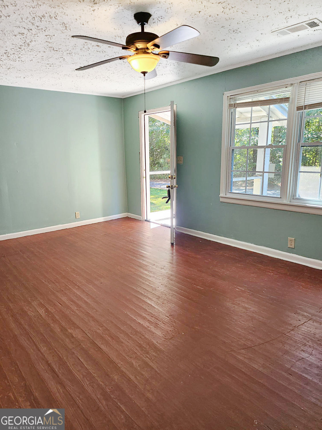 147 Cobb Road Property Photo 5