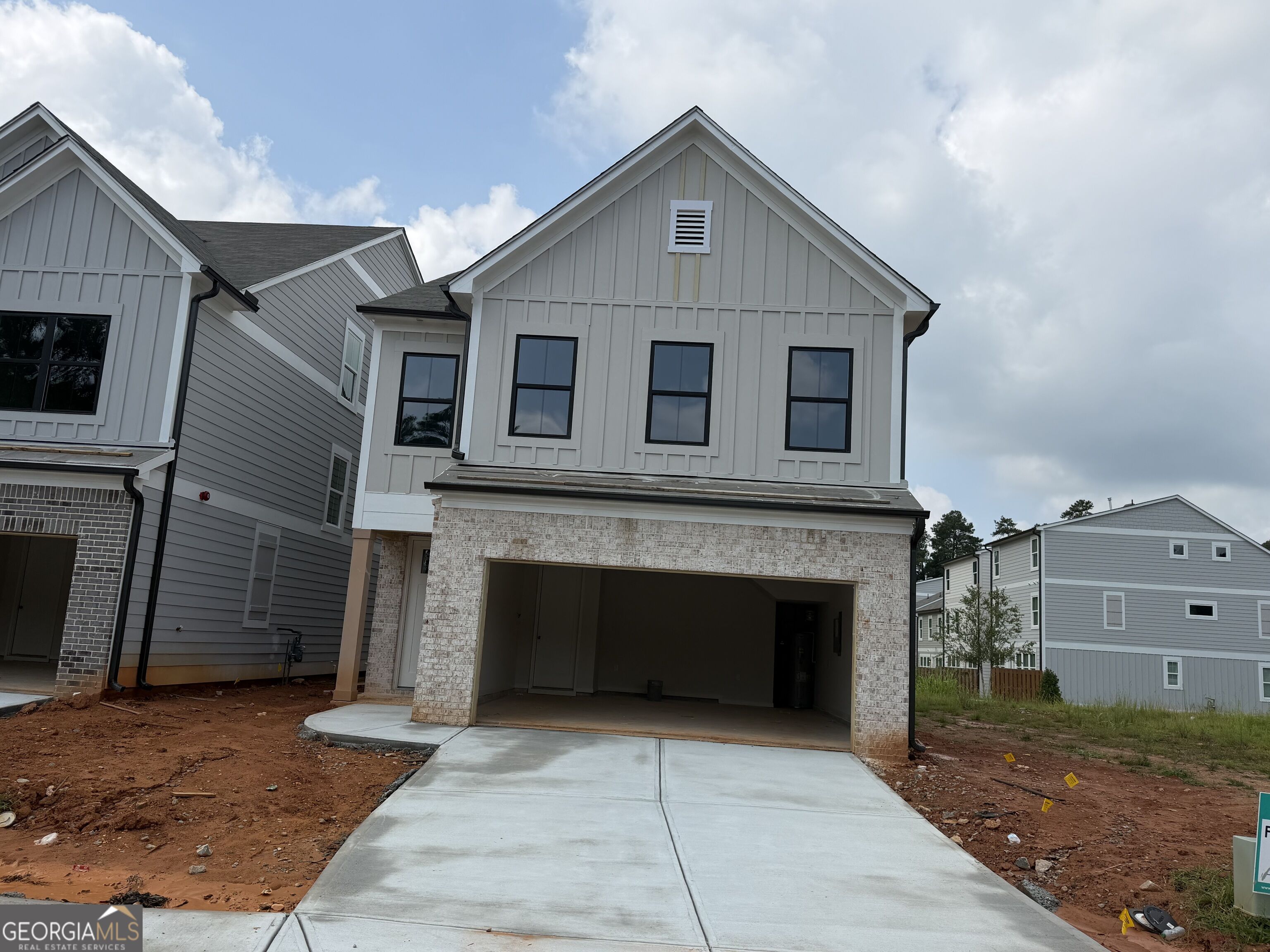 1712 Crestland Place Property Photo 1