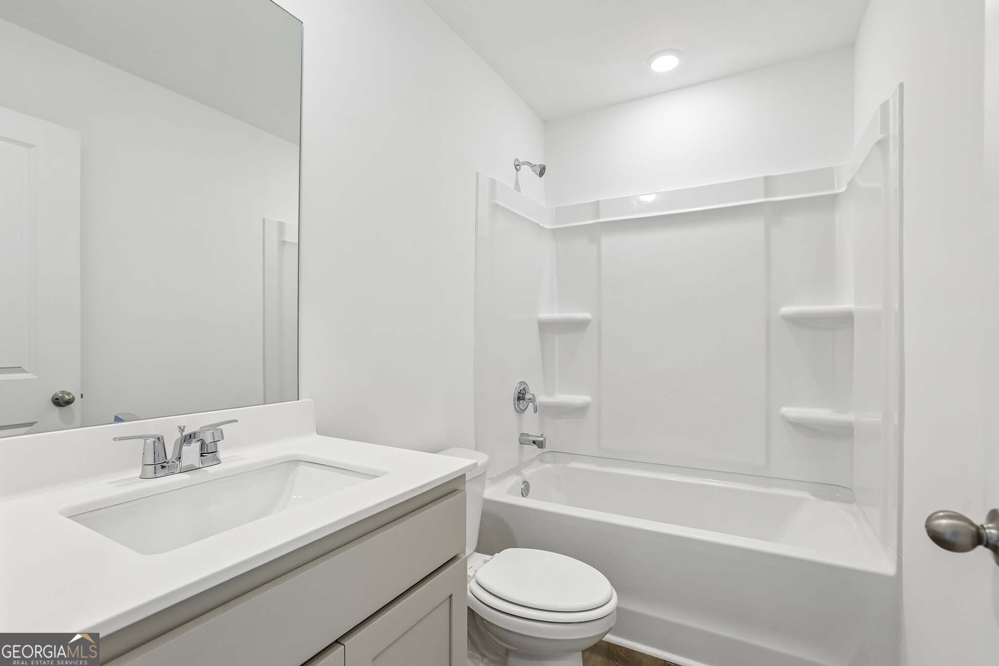 322 Dearborn Drive Property Photo 23
