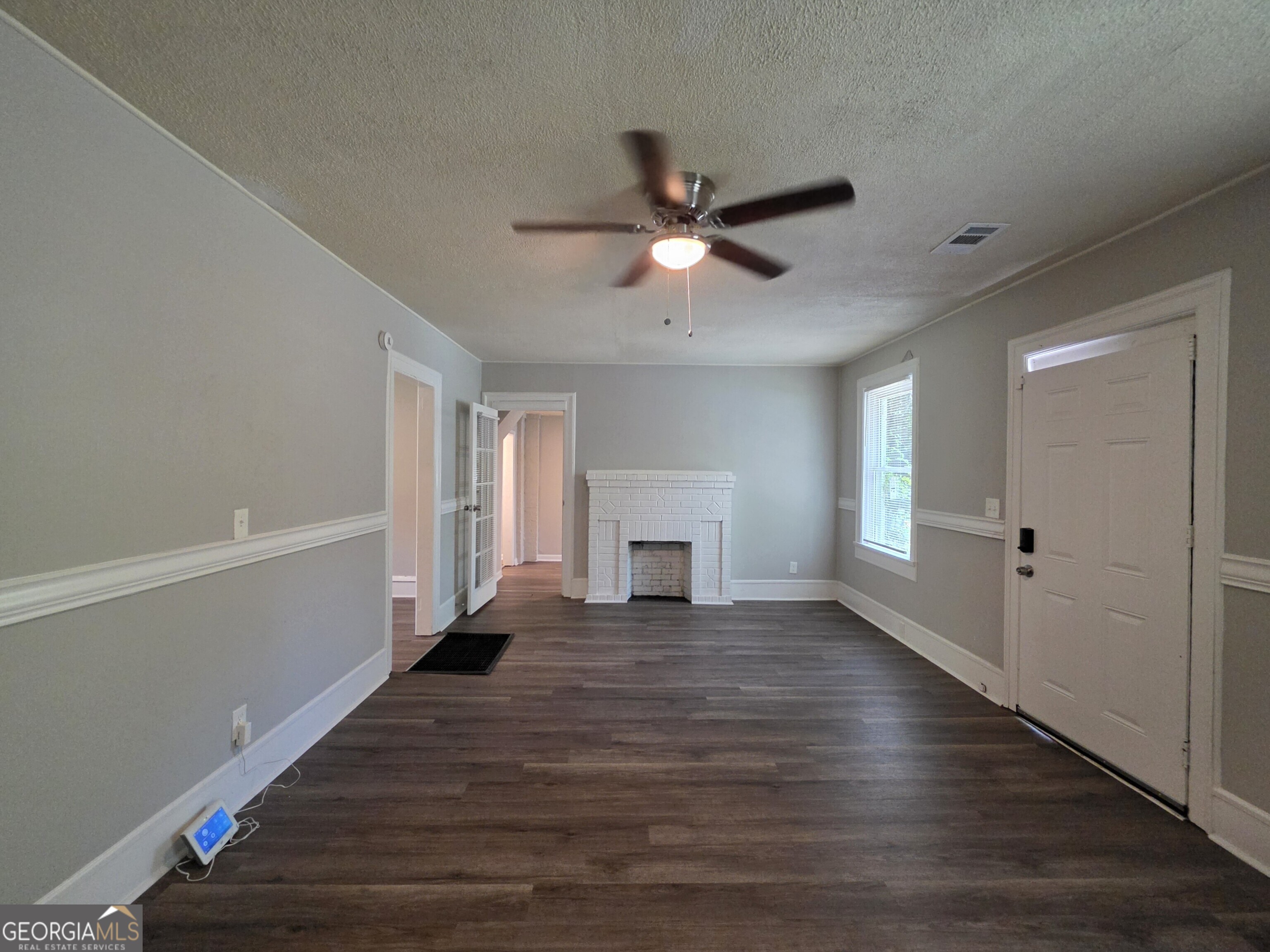 241 Park Street Property Photo 5