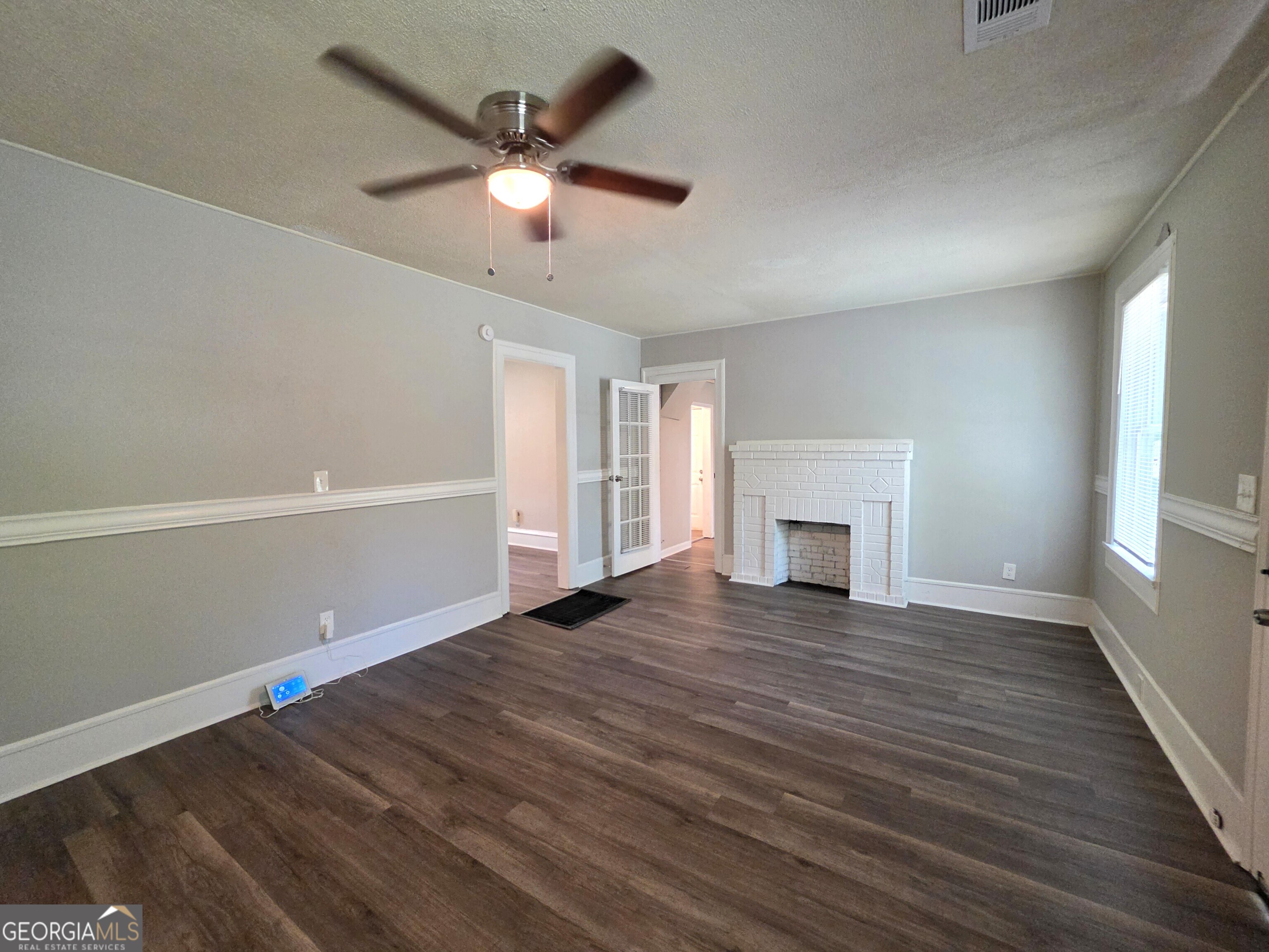 241 Park Street Property Photo 8