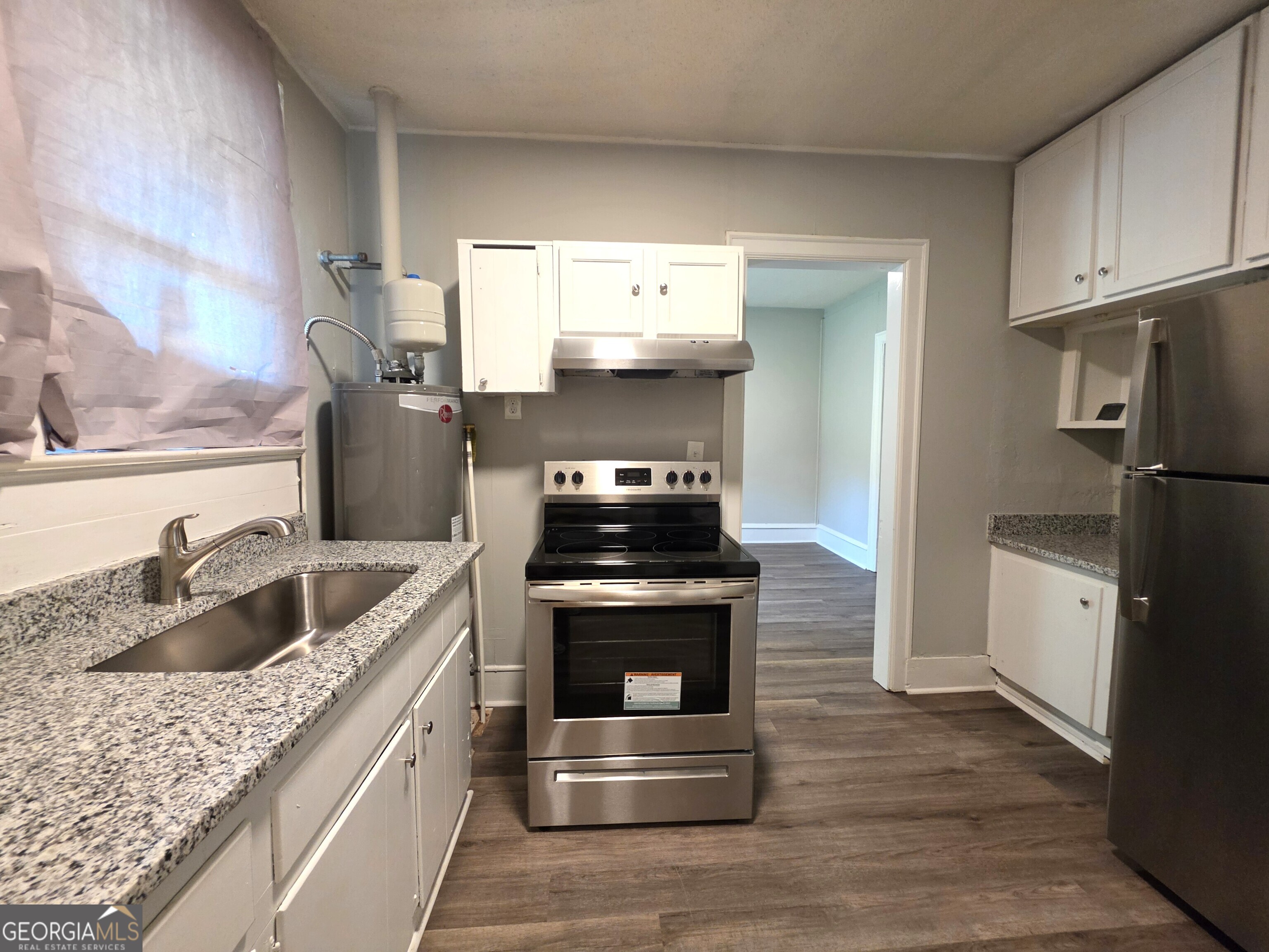 241 Park Street Property Photo 13