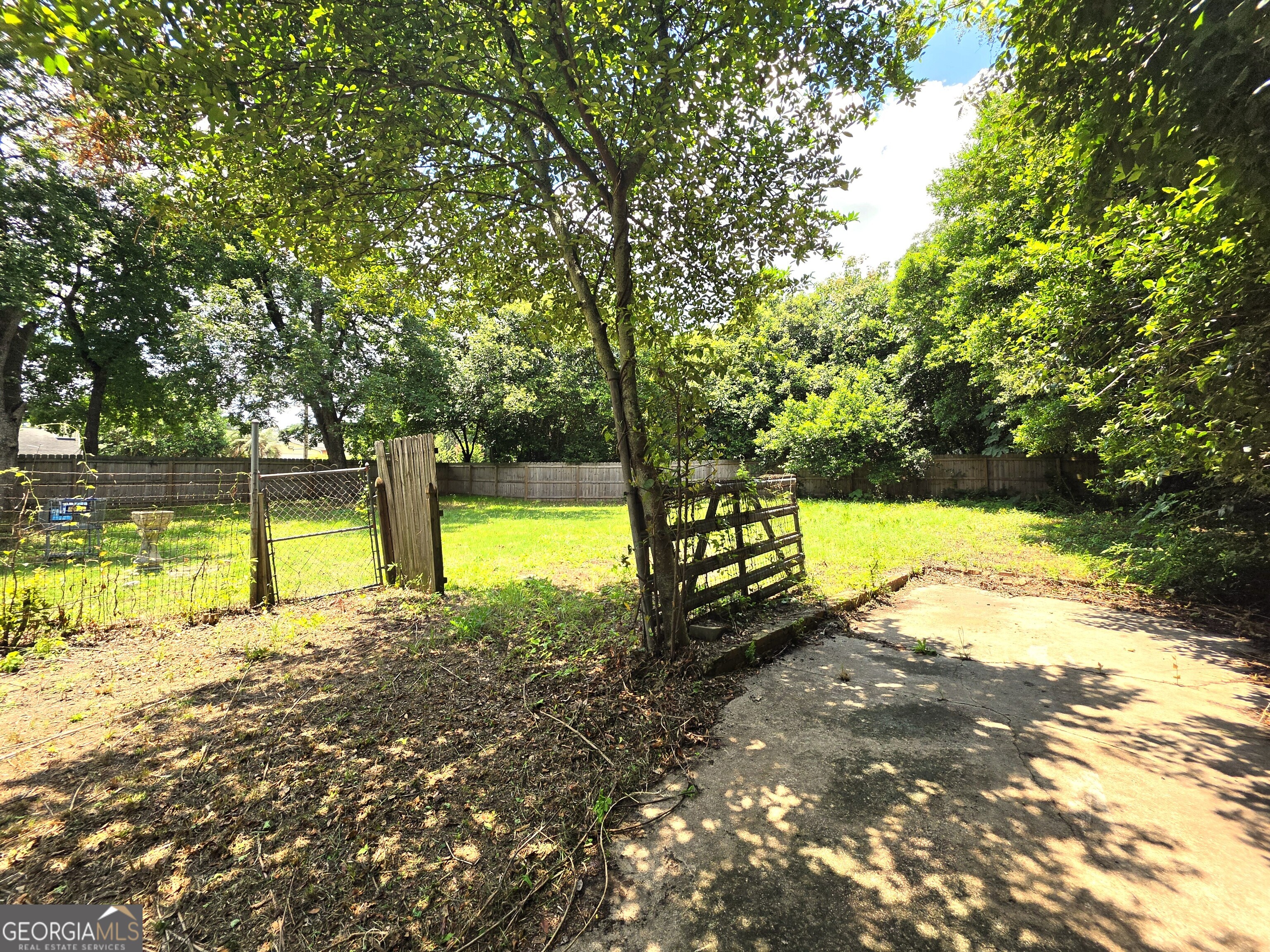 241 Park Street Property Photo 28