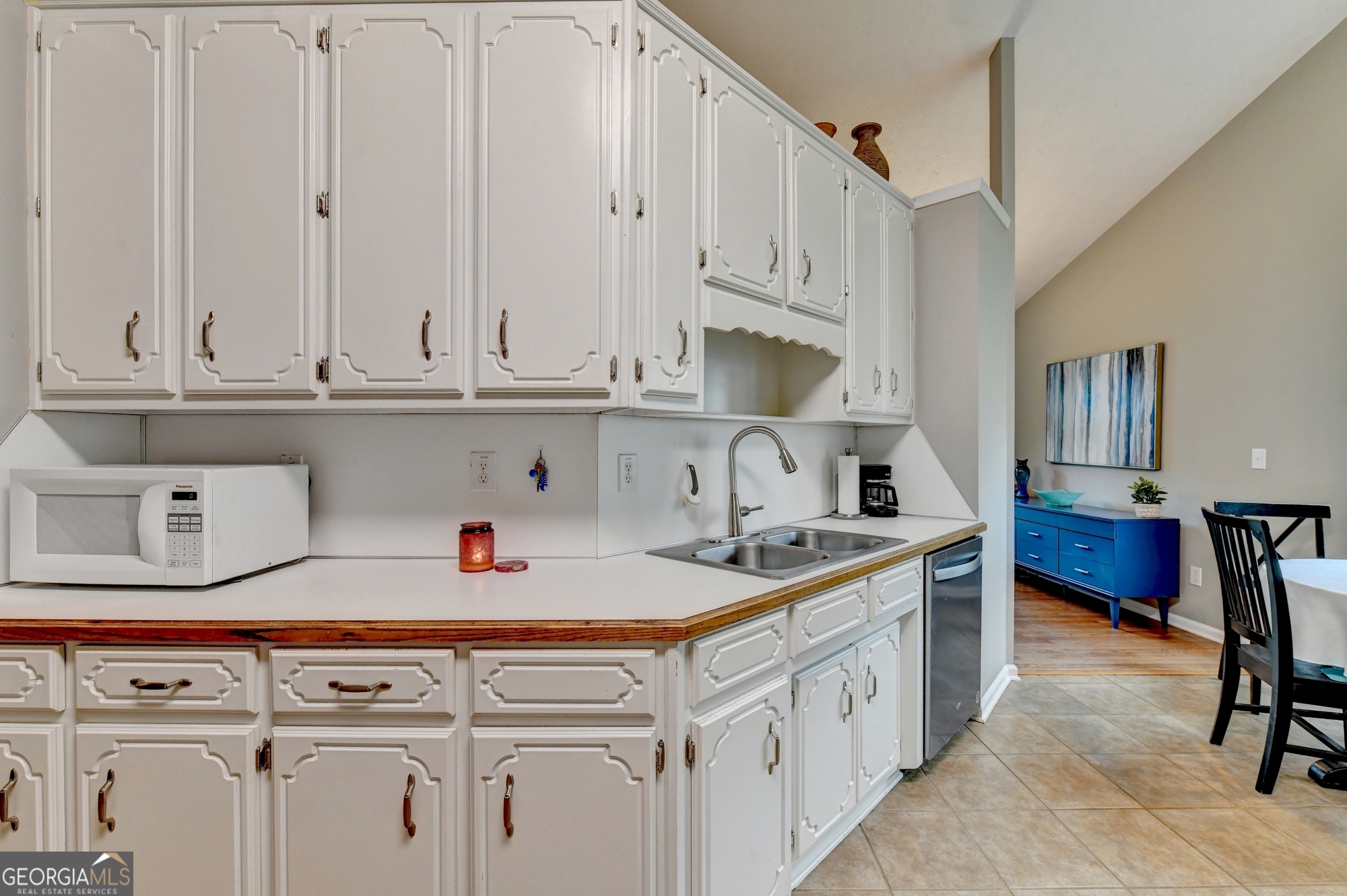 64 Poseidon Way Property Photo 15