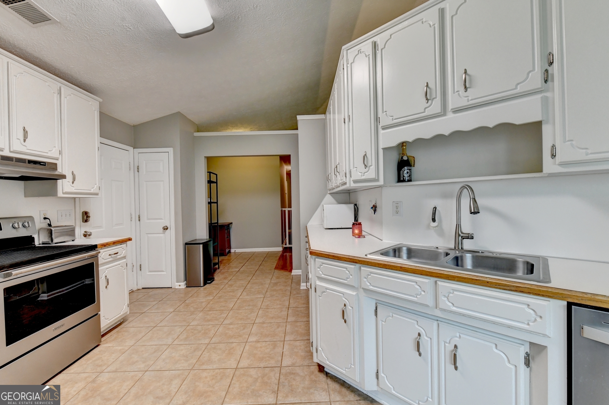 64 Poseidon Way Property Photo 16