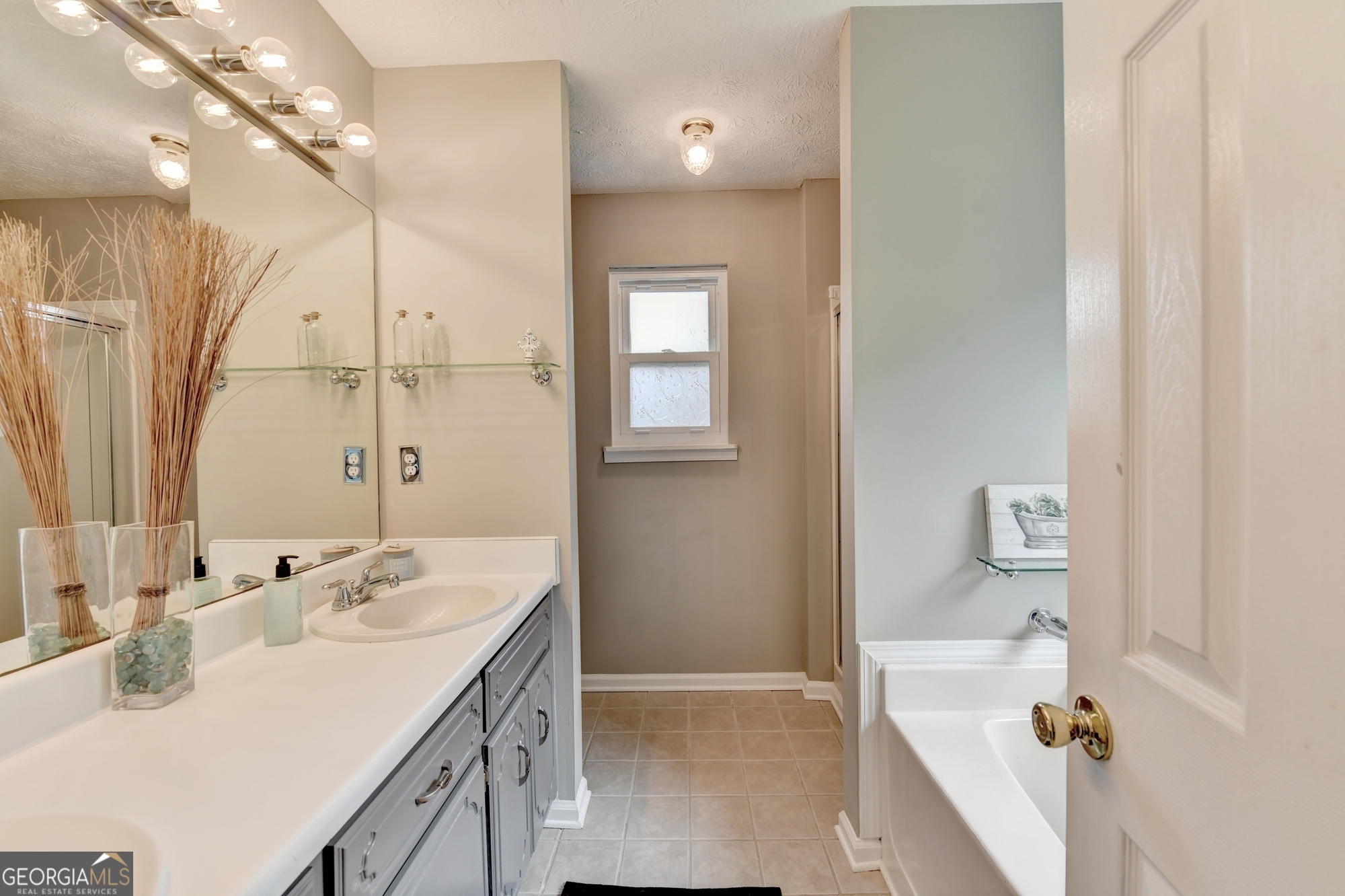 64 Poseidon Way Property Photo 36