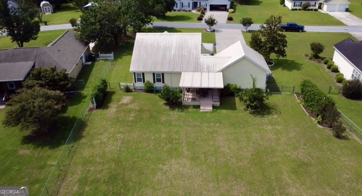 2121 Alexis Drive Property Photo 5