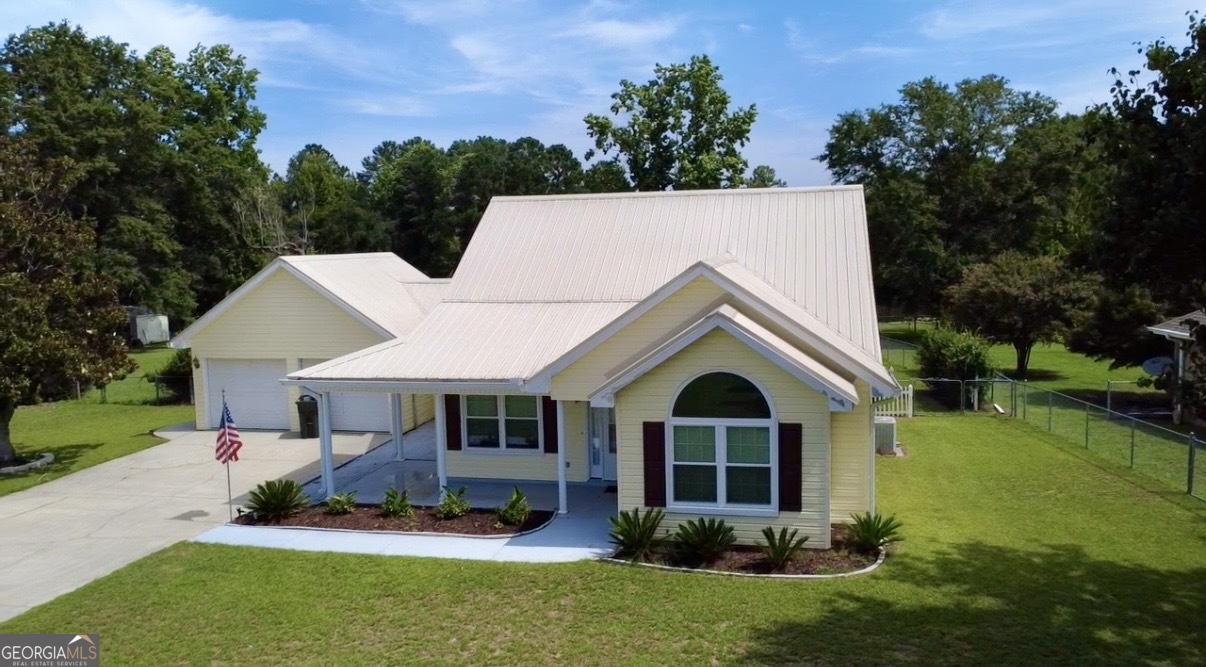 2121 Alexis Drive Property Photo 12