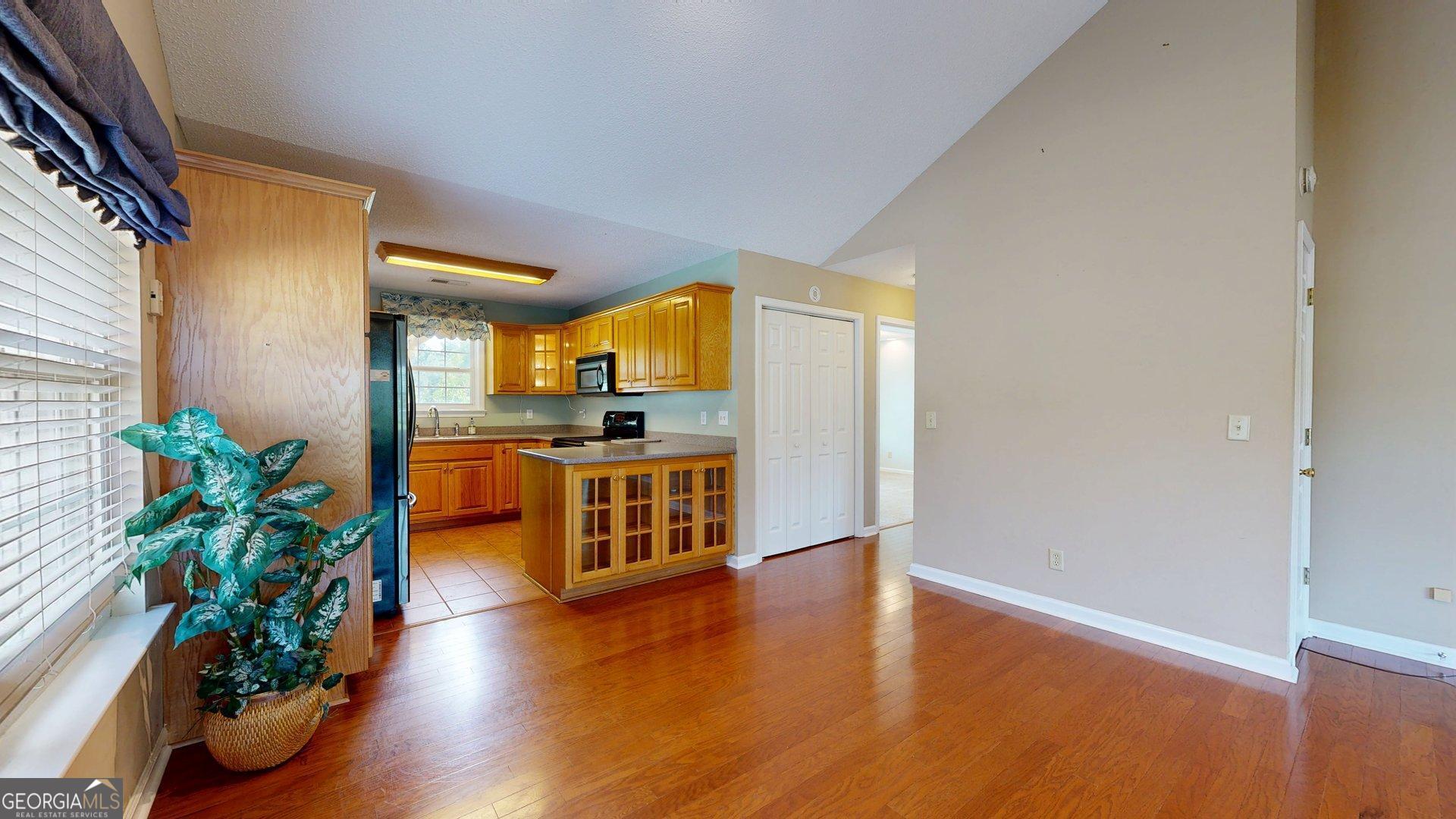 2121 Alexis Drive Property Photo 15