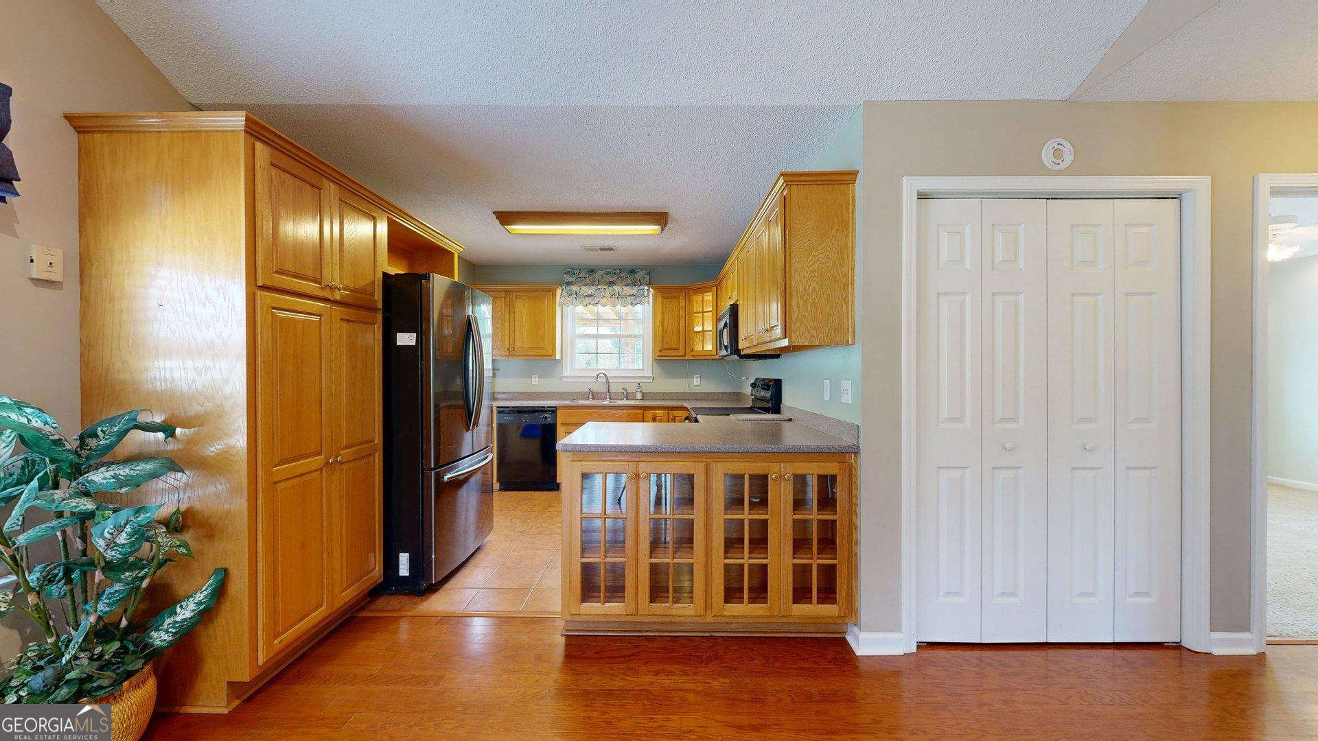 2121 Alexis Drive Property Photo 16
