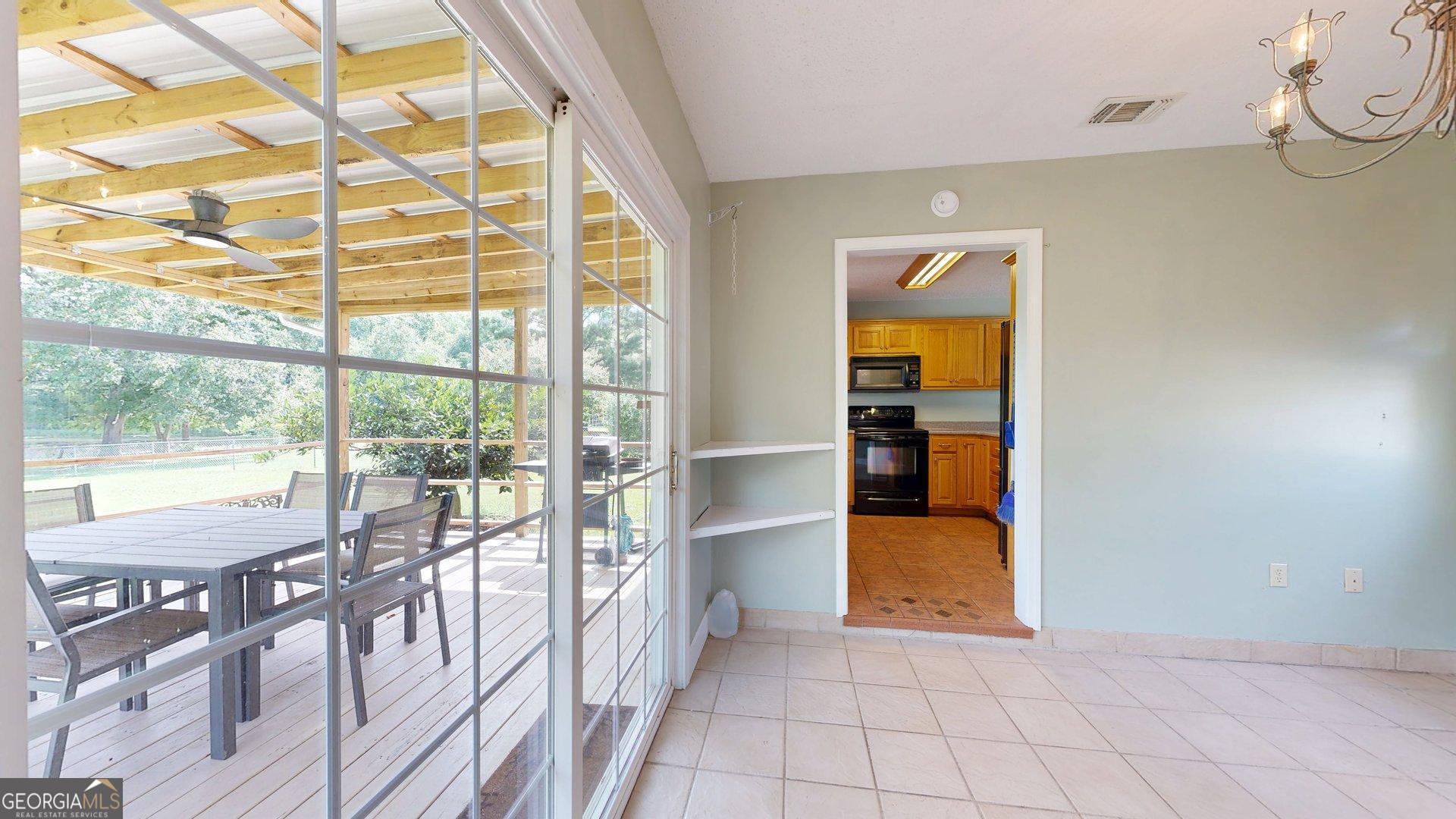 2121 Alexis Drive Property Photo 29