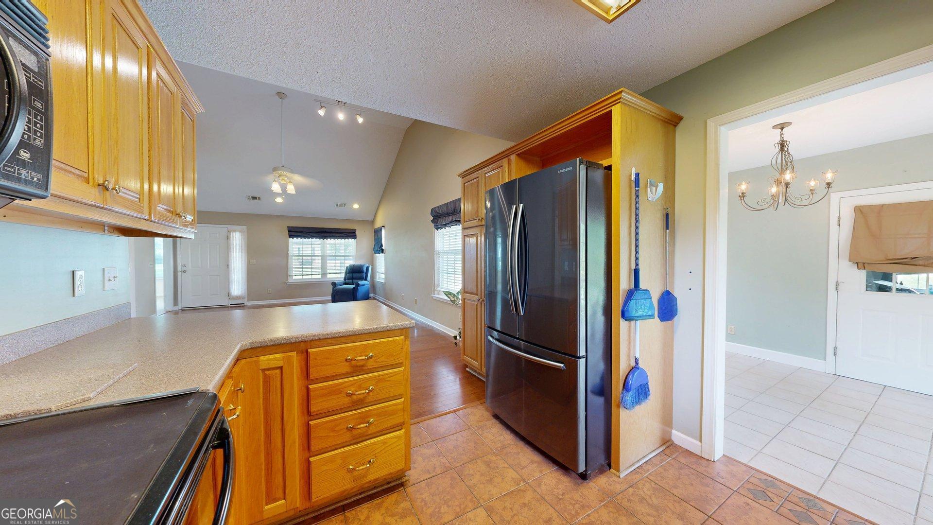 2121 Alexis Drive Property Photo 30