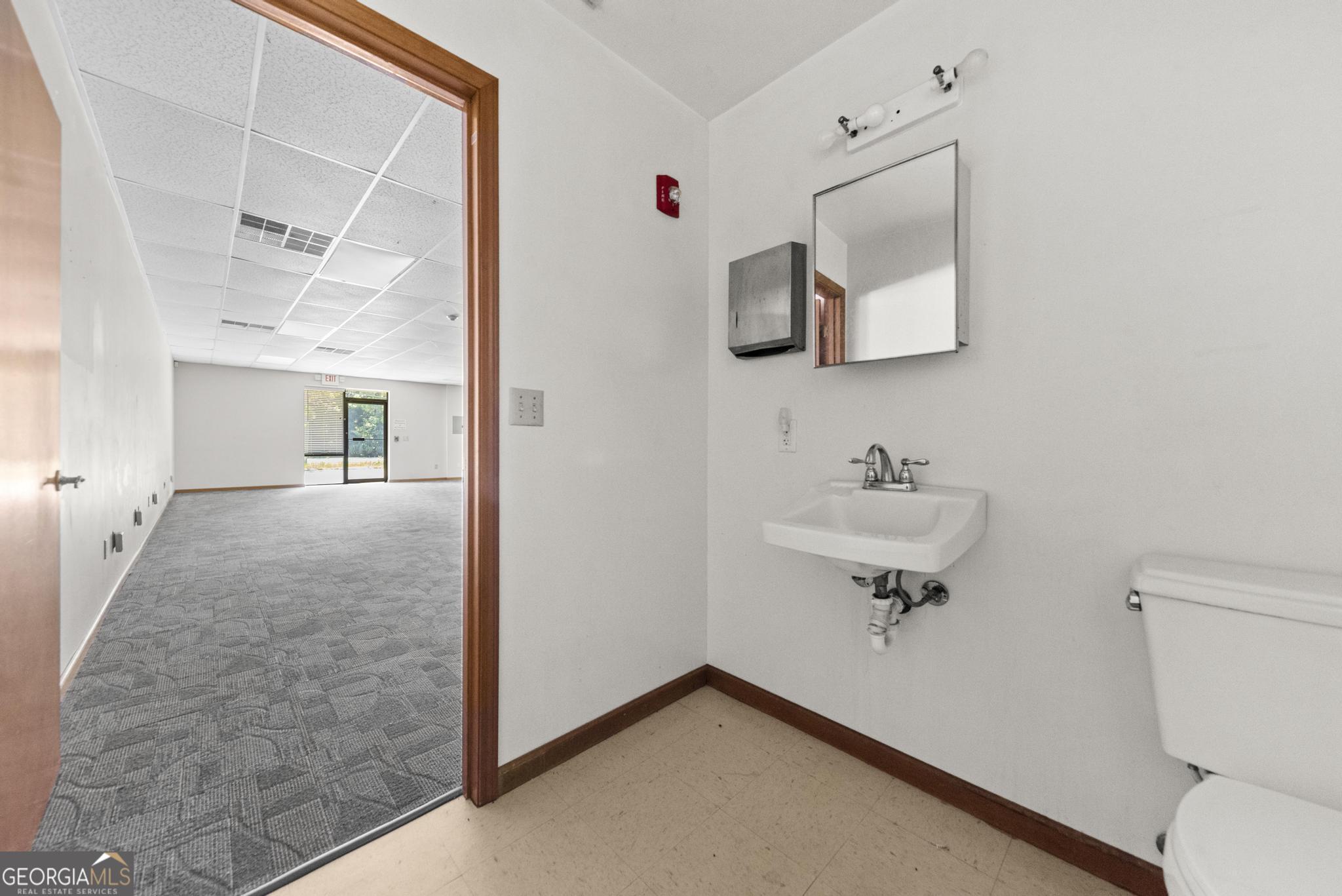 927 Point Peter Road Property Photo 10