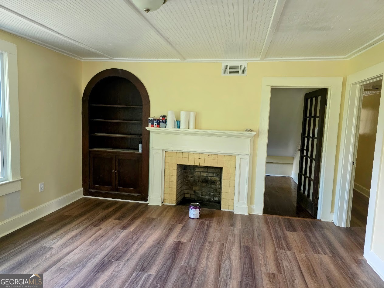 203 Dallas Drive Property Photo 4