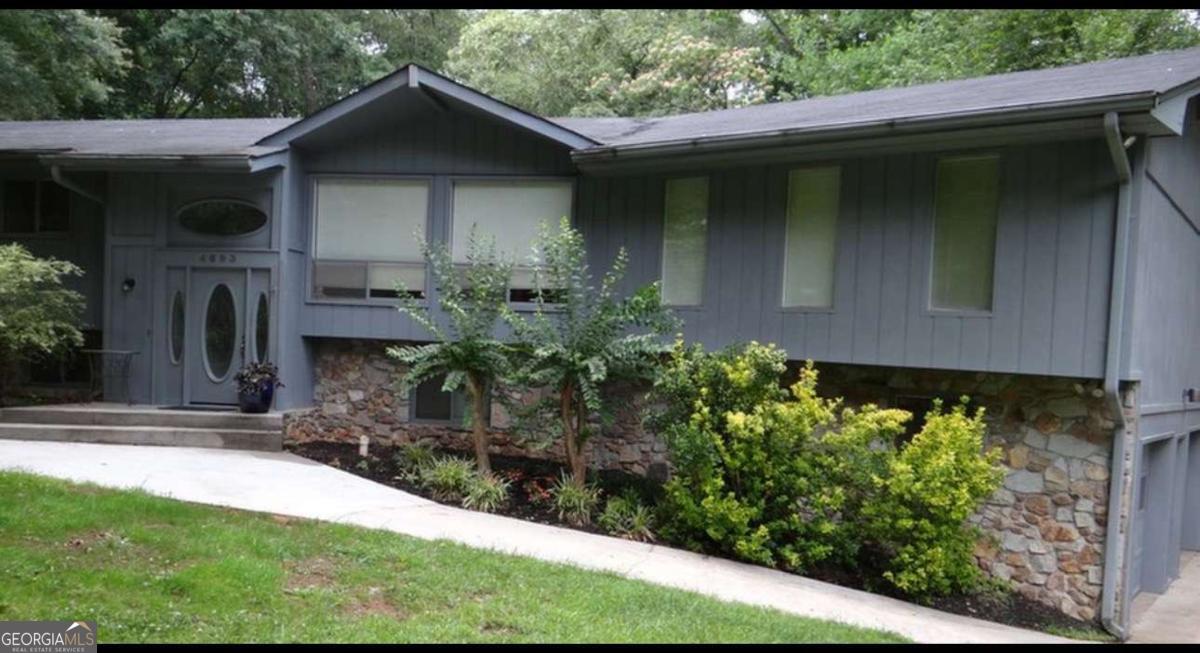 4693 Rivercliff Drive Sw Property Photo 3