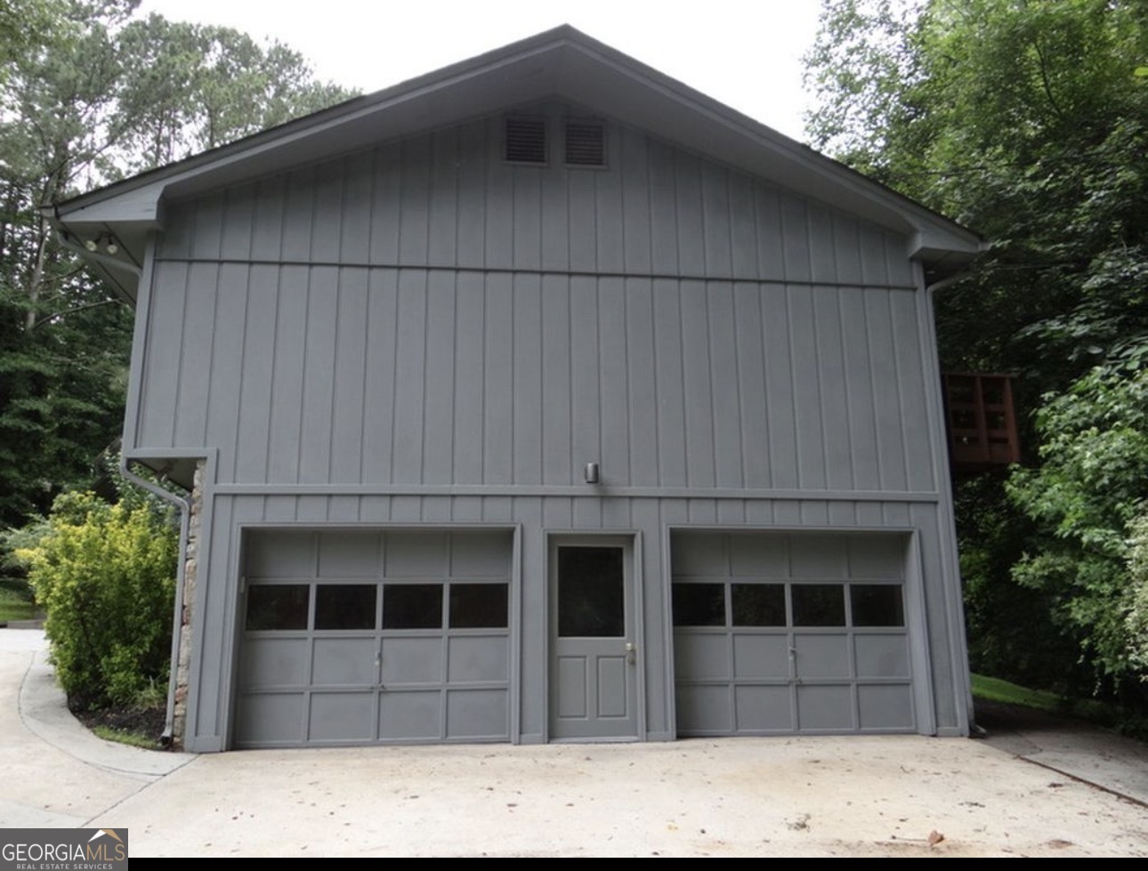 4693 Rivercliff Drive Sw Property Photo 4