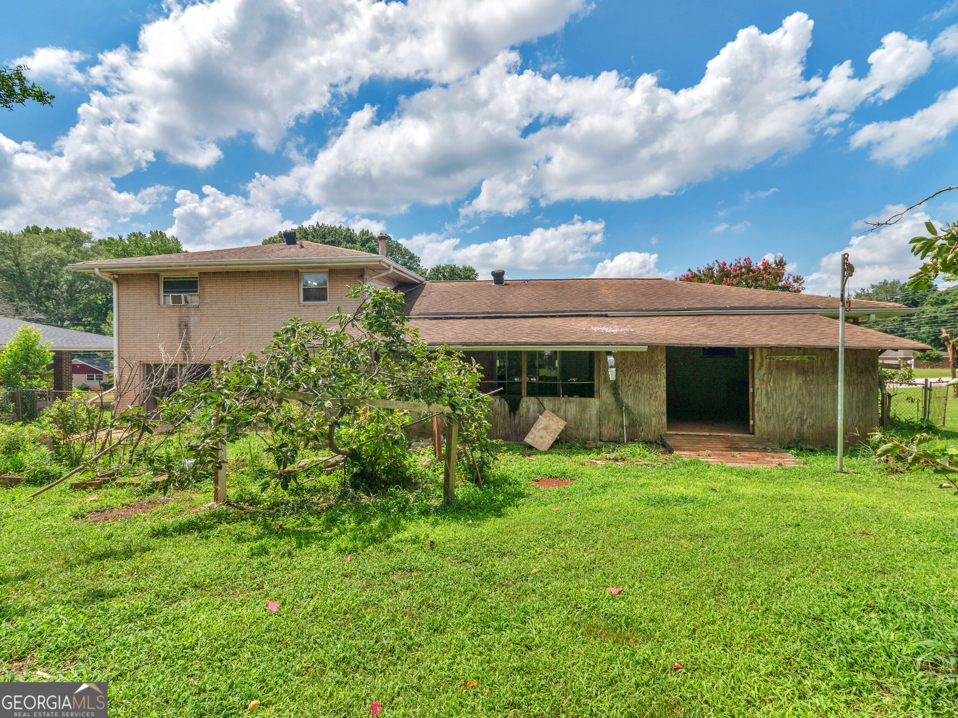 2026 Pinecrest Drive Property Photo 44