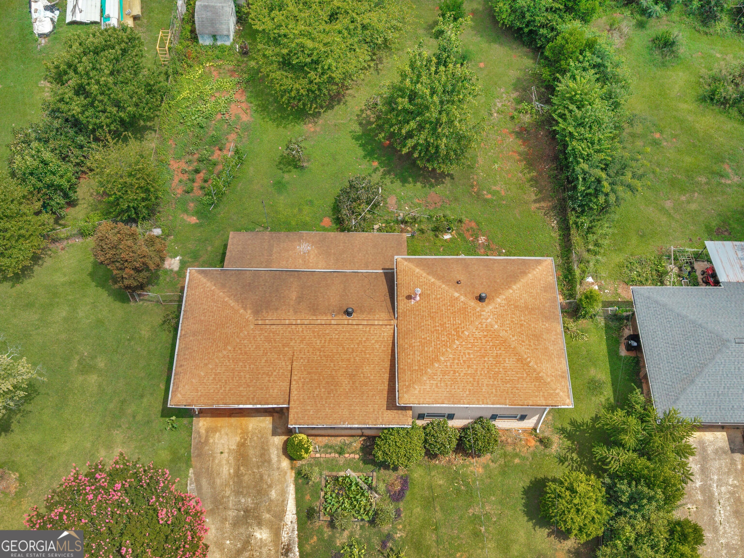 2026 Pinecrest Drive Property Photo 47